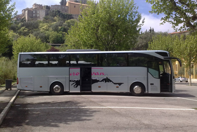 Autobusová doprava / MERCEDES BENZ TOURISMO 15 RHD - foto Autobusová doprava / MERCEDES BENZ TOURISMO 15 RHD - foto