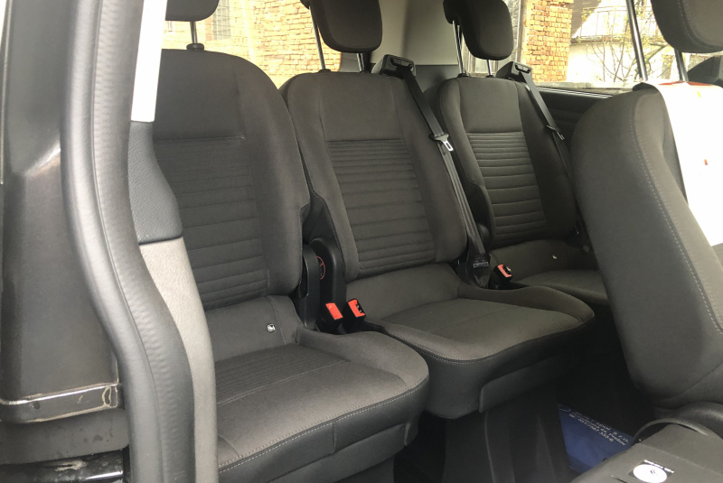 Autobusová doprava / MINIBUS FORD TOURNEO CUSTOM - foto